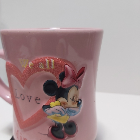 Minnie mouse embossed mug - Picture 2 of 5